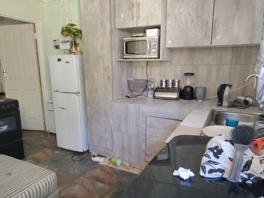 To Let 1 Bedroom Property for Rent in Oos Einde North West